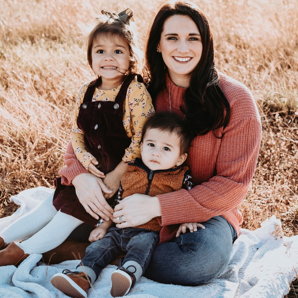 Meet your Posher, Danielle